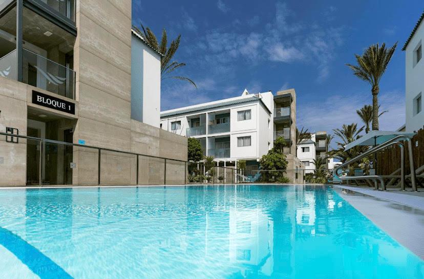 Casa Sol Bristol Sunset Beach คอร์ราเลโฮ ภายนอก รูปภาพ